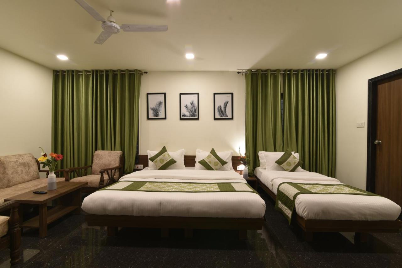 Hotel Clove Bijāpur Dış mekan fotoğraf