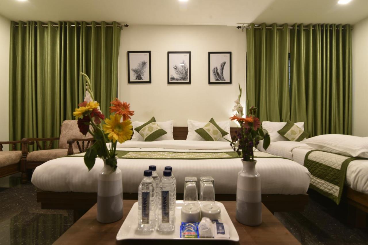 Hotel Clove Bijāpur Dış mekan fotoğraf