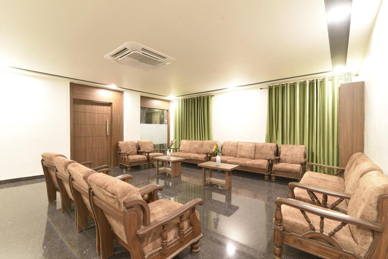 Hotel Clove Bijāpur Dış mekan fotoğraf
